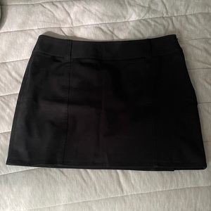 Express, size 9/10 black mini skirt